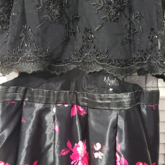 Floral attached two piece dress - Picture 6 of 6